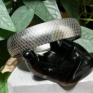 $1 JEWELRY SALE! Bundle for deals!!